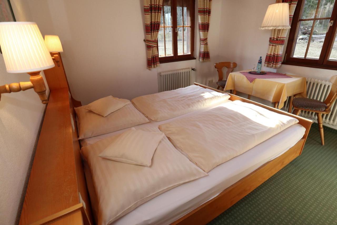 Hoehenpension Glashuette Bed&Breakfast Fruehstueckspension Hotel Garni Bonndorf im Schwarzwald Ngoại thất bức ảnh